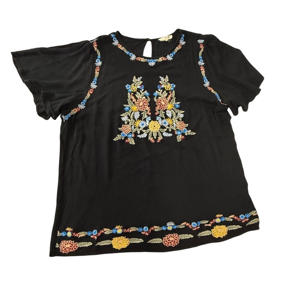 Entro Womens XL Black Floral Embroidered Short Sleeve Boho Blouse‎ Keyhole Back